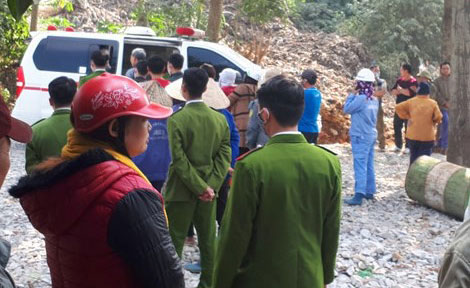 nghi nguoi than sat hai chau be 20 ngay tuoi o thanh hoa