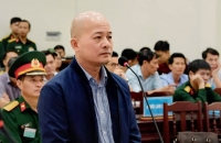 ut troc dinh ngoc he bi khoi to them toi danh moi