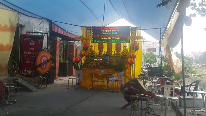 17 tuoi giet ba giao hang xom me nghi pham ngat len ngat xuong