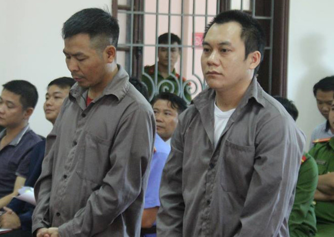 can khang nghi huy an vu xe dau keo tong innova di lui tren cao toc