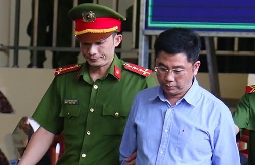 nhung diem noi bat sau mot tuan xet xu duong day danh bac nghin ti