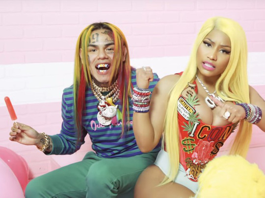 rapper tekashi kien quyet phu nhan 6 cao buoc hinh su