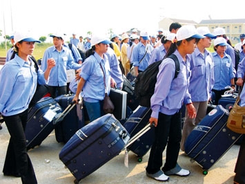 le phi cap phep dua nguoi lao dong di lam viec o nuoc ngoai