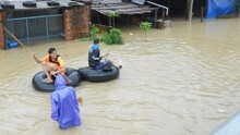 Miền Trung có thể hứng chịu tiếp 2 đợt mưa lớn