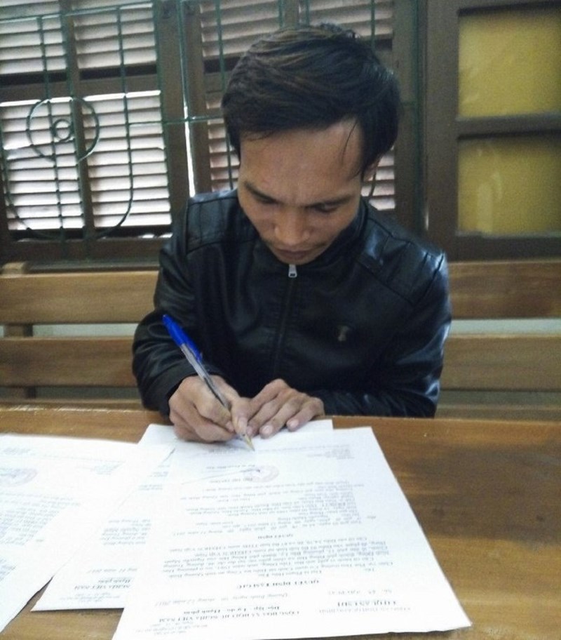 loi khai cua nghi can giet nguoi chon xac duoi nen nha