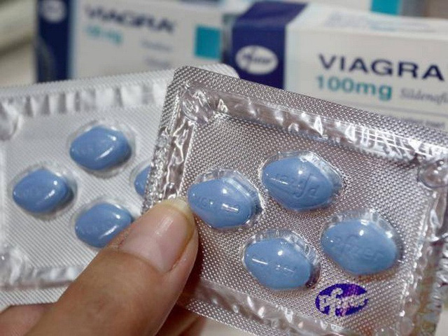 thuc hu chuyen ro ri hoi viagra lam dan ong hit la len