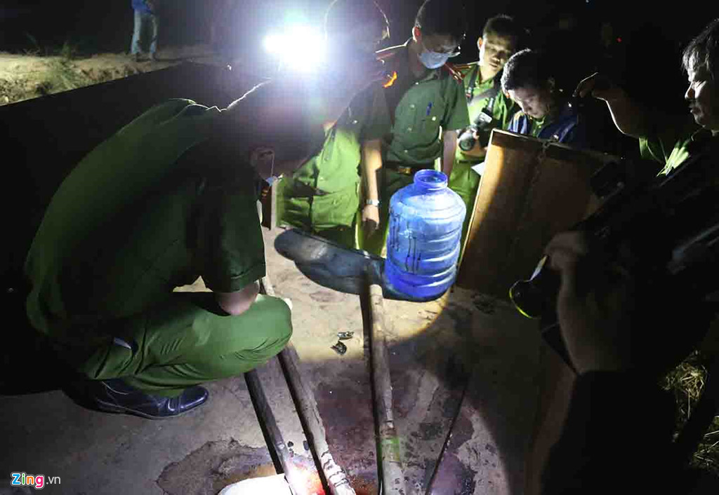 soi den tim tung vet mau noi hon chien gianh dat lam 1 nguoi chet