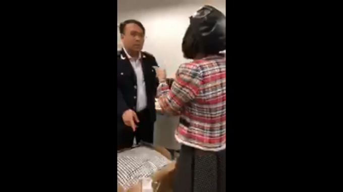 3 sep va 5 can bo hai quan san bay noi bai bi dinh chi cong tac
