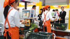 Nhân viên thu ngân làm mất tiền, bồi thường thế nào mới đúng?