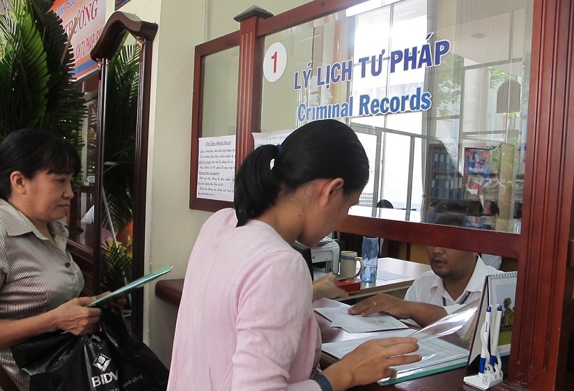 Hỏi đáp pháp luật: Chú trọng gọi nhập ngũ người đã tốt nghiệp đại học, xin Phiếu lý lịch tư pháp hoi dap phap luat chu trong goi nhap ngu nguoi da tot nghiep dai hoc xin phieu ly lich tu phap