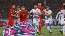Hỏi đáp pháp luật: Bán vé giả trận chung kết lượt về AFF Cup 2018, phạm tội dâm ô trẻ em bị xử lý thế nào?