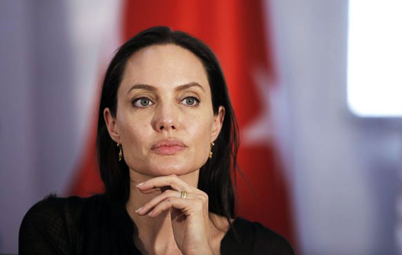 angelina jolie duoc nham cho loat phim di nhan x men