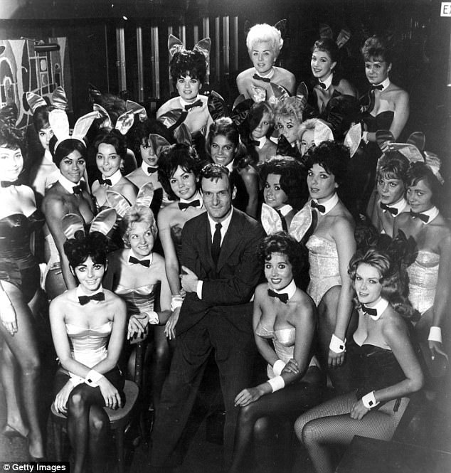 dot nhap chon an choi trong hang tho playboy nhung nam 1970