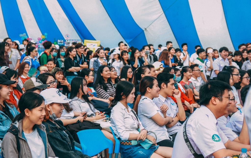 Hơn 5.000 người tham gia ngày hội sinh viên tại trường ĐH Công Nghiệp hon 5000 nguoi tham gia ngay hoi sinh vien tai truong dh cong nghiep
