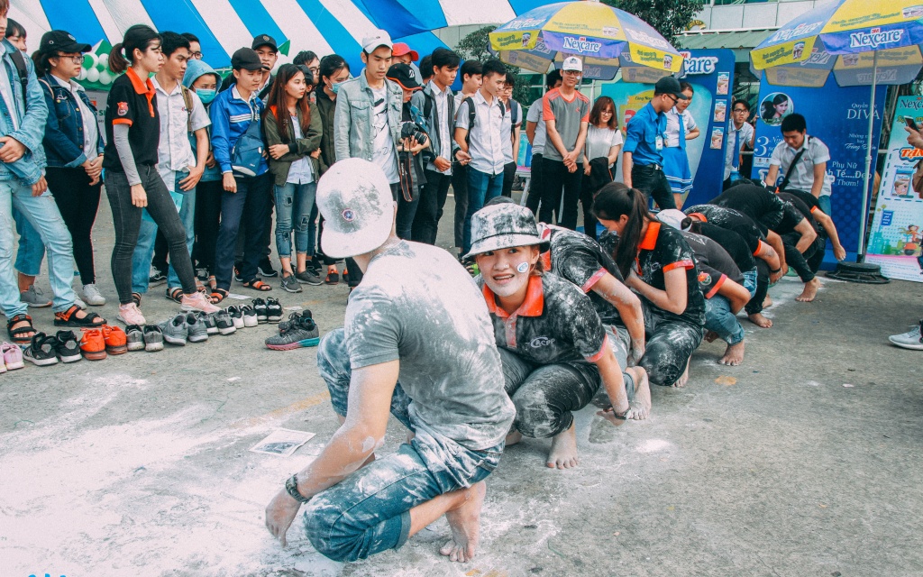 Hơn 5.000 người tham gia ngày hội sinh viên tại trường ĐH Công Nghiệp hon 5000 nguoi tham gia ngay hoi sinh vien tai truong dh cong nghiep
