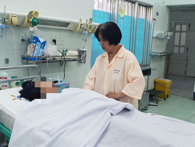 cat da bang laser voi gia 30 trieu nguoi phu nu suyt chet vi nhiem trung