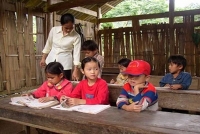 thuong tet co nen duoc quy dinh cung khi sua luat lao dong 2012