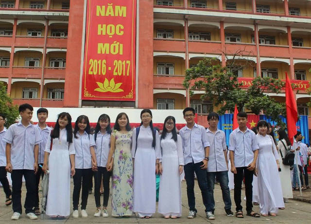 chia se ngay xuan cua nam sinh lop 11 gianh giai nhat quoc gia mon tin hoc