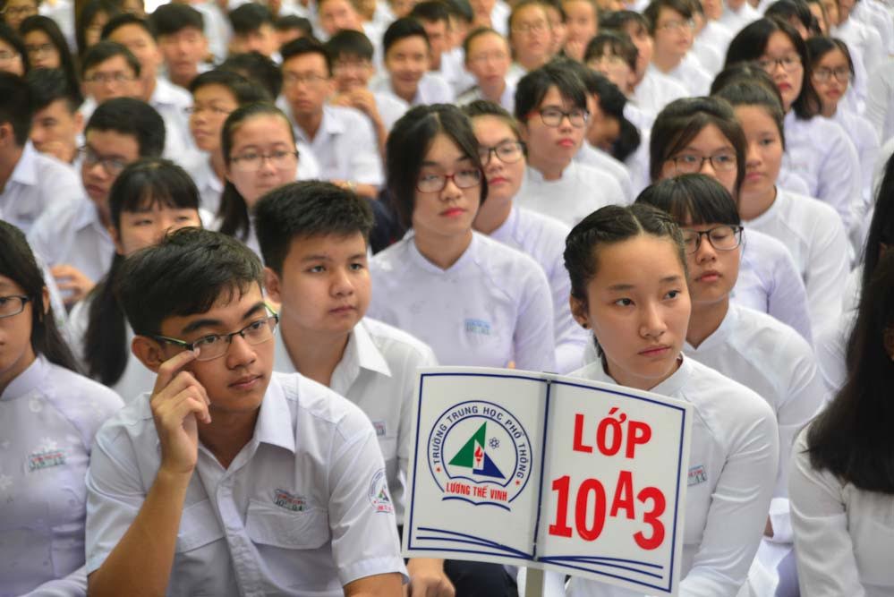 Đề xuất thêm tác phẩm bắt buộc trong chương trình Ngữ văn mới de xuat them tac pham bat buoc trong chuong trinh ngu van moi