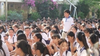 giao vien bo mon len tieng vu nu sinh bi rach giac mac trong gio hoa hoc