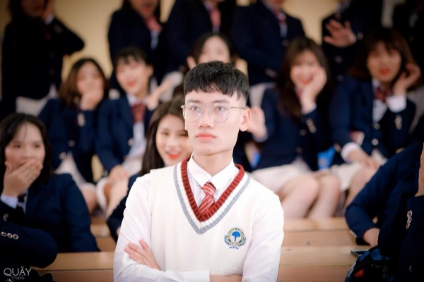 lop hoc dac biet 1 nam giua 46 nu co khac lam ky yeu cung phai chat the nay moi chiu