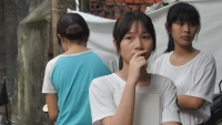 phan doi mua dieu hoa cu ao cua hoc sinh bi dinh phan