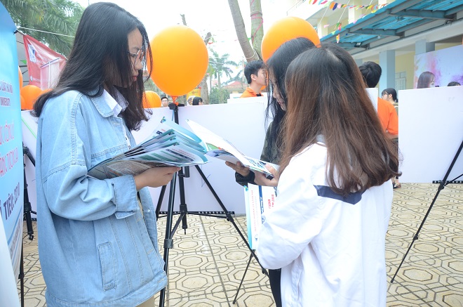 hoc sinh o cac huyen ngheo se duoc xem xet tuyen thang vao truong dh luat ha noi
