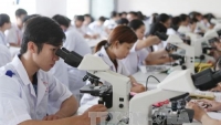 chi tieu nam 2018 va diem chuan 3 nam gan nhat cua dh bach khoa tp hcm