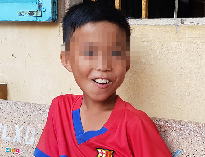 co chu nhiem giai thich vu 42 hoc sinh dung nhieu gio ngoai hanh lang