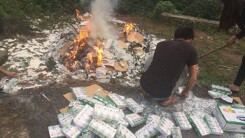 Vụ hơn 10 nghìn hộp sữa từ thiện gần hết hạn phải mang tiêu hủy: ‘Do nhà trường hiểu sai văn bản’