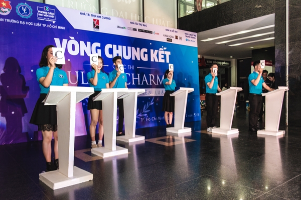 Trai tài gái sắc tranh tài tại Gương mặt sinh viên Đại học Luật trai tai gai sac tranh tai tai guong mat sinh vien dai hoc luat