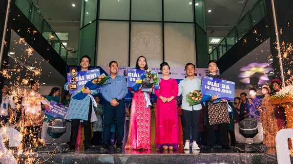 Trai tài gái sắc tranh tài tại Gương mặt sinh viên Đại học Luật trai tai gai sac tranh tai tai guong mat sinh vien dai hoc luat