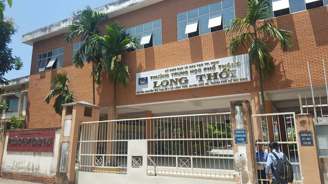 co giao khong giang bai suot 3 thang noi gi sau buoi hop ky luat
