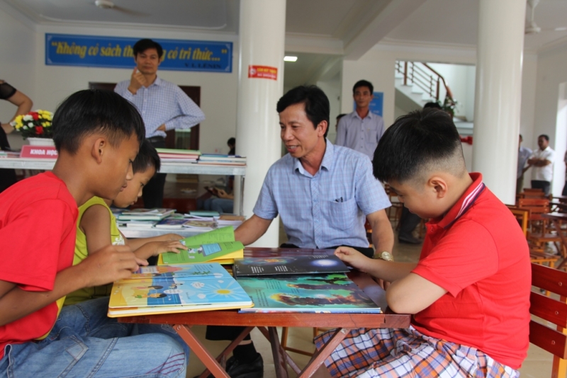 phong doc mien phi tien ty cua nguoi dan ong nhan roi