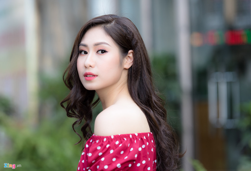 hoa khoi nhac vien 10x khong co nhu cau vao showbiz yeu dai gia
