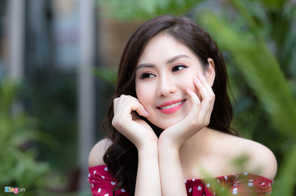 hoa khoi nhac vien 10x khong co nhu cau vao showbiz yeu dai gia