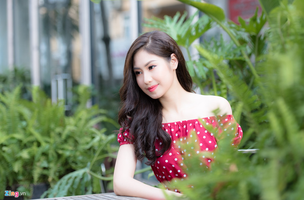 hoa khoi nhac vien 10x khong co nhu cau vao showbiz yeu dai gia