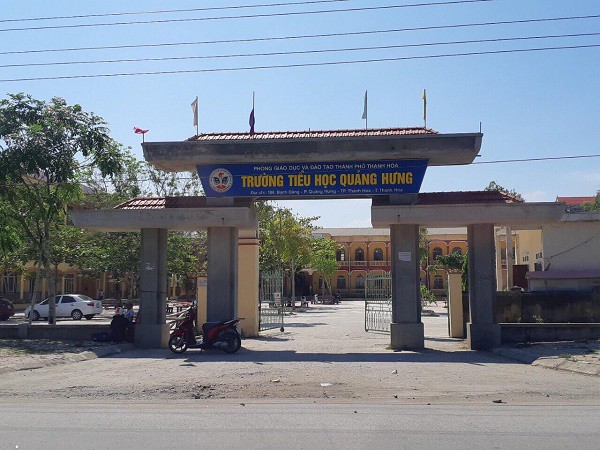 phu huynh to hieu truong giam hoc sinh vi chua dong du tien ubnd tinh thanh hoa yeu cau lam ro