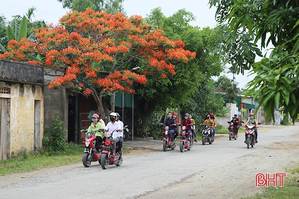 Sáng nay, học sinh Hà Tĩnh bắt đầu kỳ thi tuyển vào lớp 10 THPT sang nay hoc sinh ha tinh bat dau ky thi tuyen vao lop 10 thpt