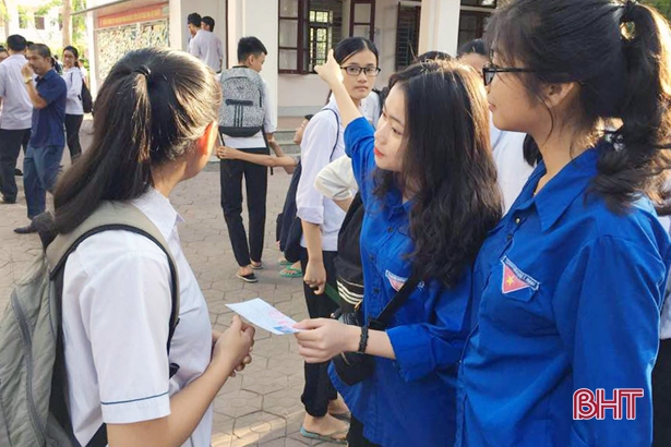 sang nay hoc sinh ha tinh bat dau ky thi tuyen vao lop 10 thpt