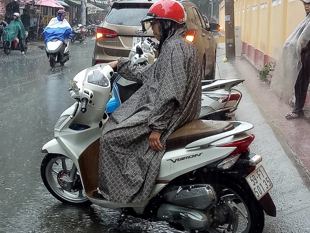 thi thpt quo c gia tp hcm phu huynh da m mua du ng cho con