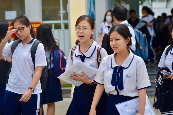 de thi thpt quoc gia bat cong tu cau trac nghiem