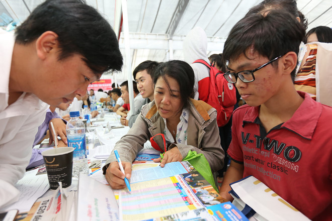 ngay hoi tu van xet tuyen 2018 dien ra tai ha noi va tphcm