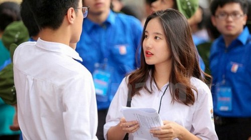 hang loat cac truong dai hoc du kien giam manh diem chuan truoc han chot
