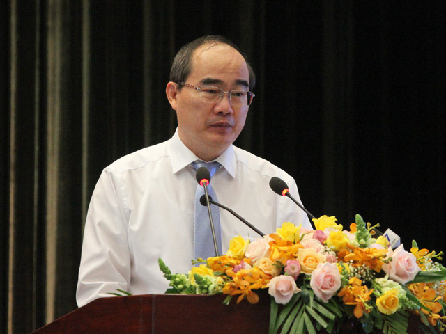 bi thu nguyen thien nhan han che trong giao duc chinh la su thieu tranh luan