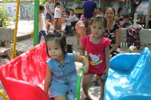 ha tinh hon 1200 tre bac mam non chua the den truong