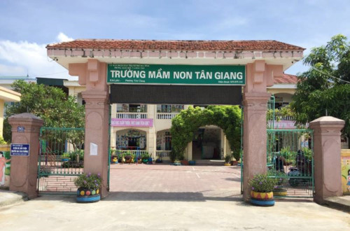 ha tinh hon 1200 tre bac mam non chua the den truong