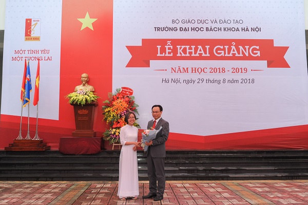 bong hong cua truong dh bach khoa ha noi chia se ve bi quyet tro thanh thu khoa