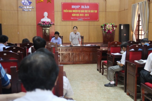 nhieu van de quan trong tai hop bao trien khai nhiem vu giao duc
