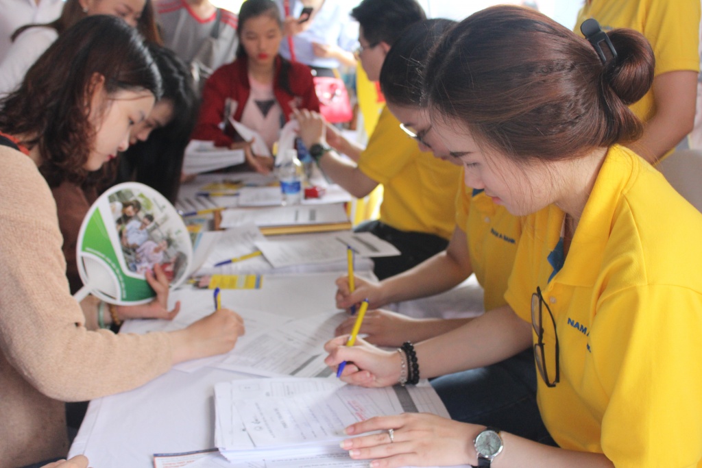 nha tuyen dung to sinh vien lam viec trong thoi gian ngan 1 2 thang lai nghi